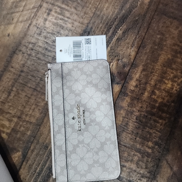 Kate Spade Cream Backpack & Wallet - Picture 6 of 7